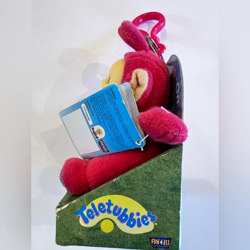 Po Red Teletubbies Clip-on Vintage Collectible in original packaging & tags